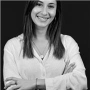 Patricia, 24 años licenciada en Magisterio de Educación primaria, con máster en investigación, abierta a todas las materias